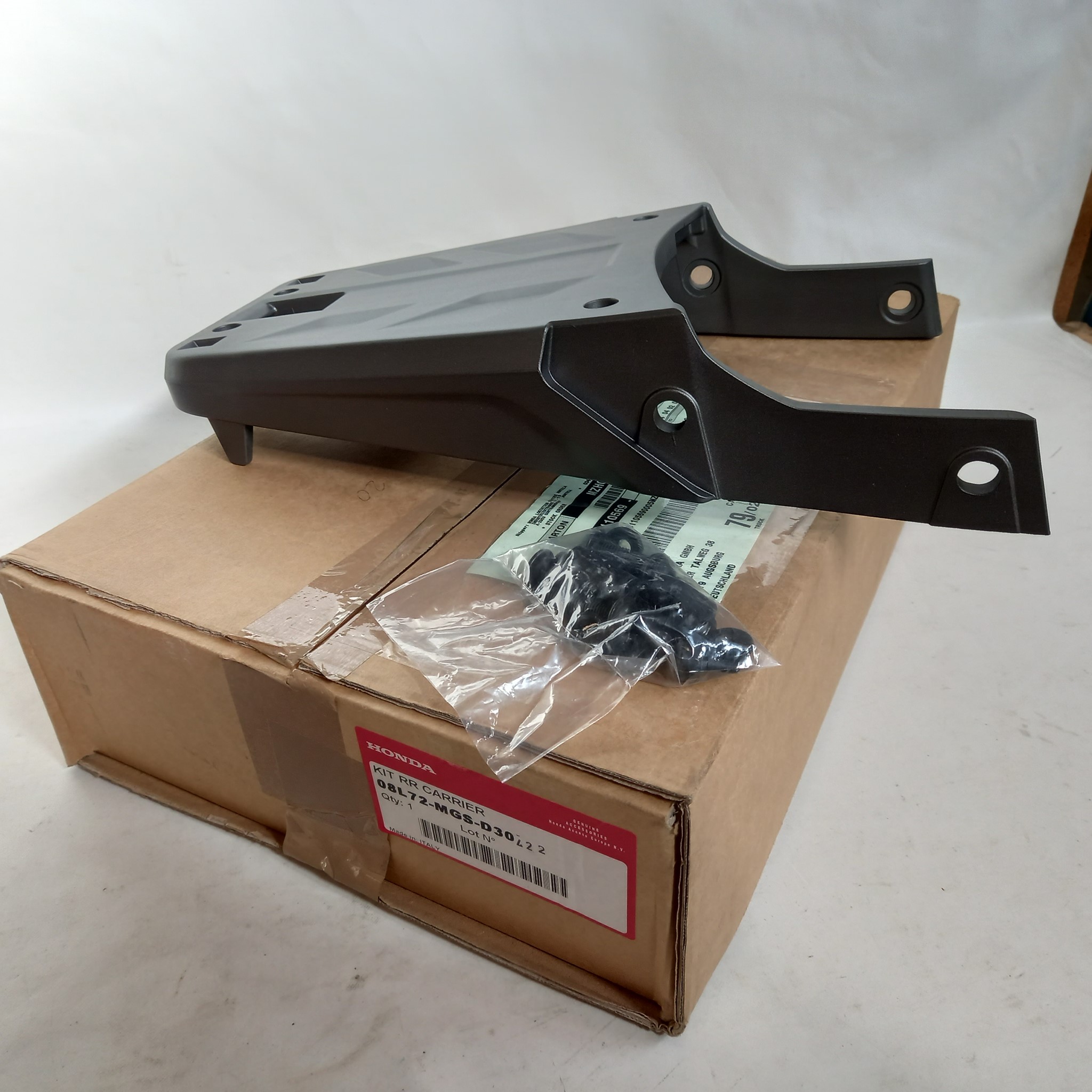 Bild von KIT,RR CARRIER  NC700X  08L72-MGS-D30